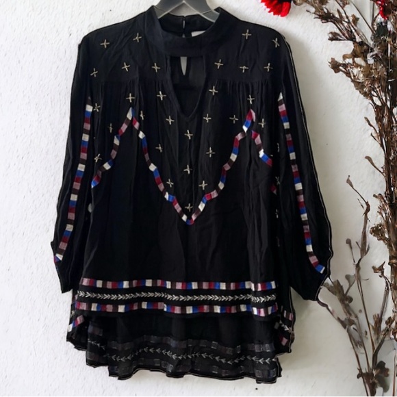 Anthropologie Chloe Oliver Marrakesh 
BLACK EMBROIDERED BEADED SWING BLOUSE NWOT - Picture 13 of 14